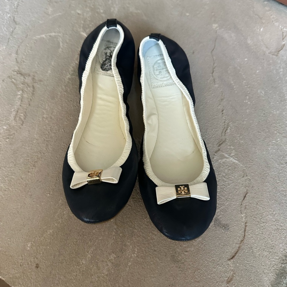 Tory Burch Navy and White Minnie Ballet Flat